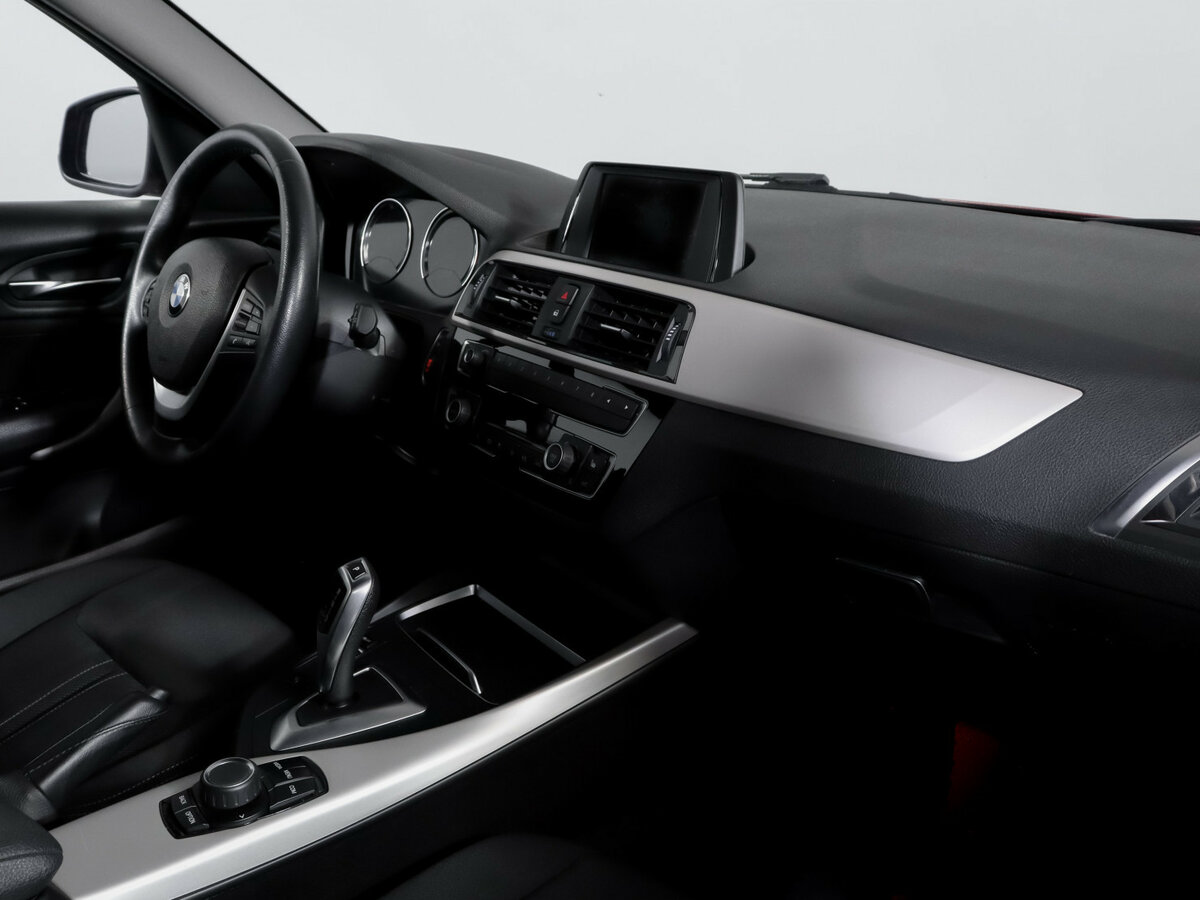 BMW 1 серии б/у, 2018, Автоматическая. Фото: #8
