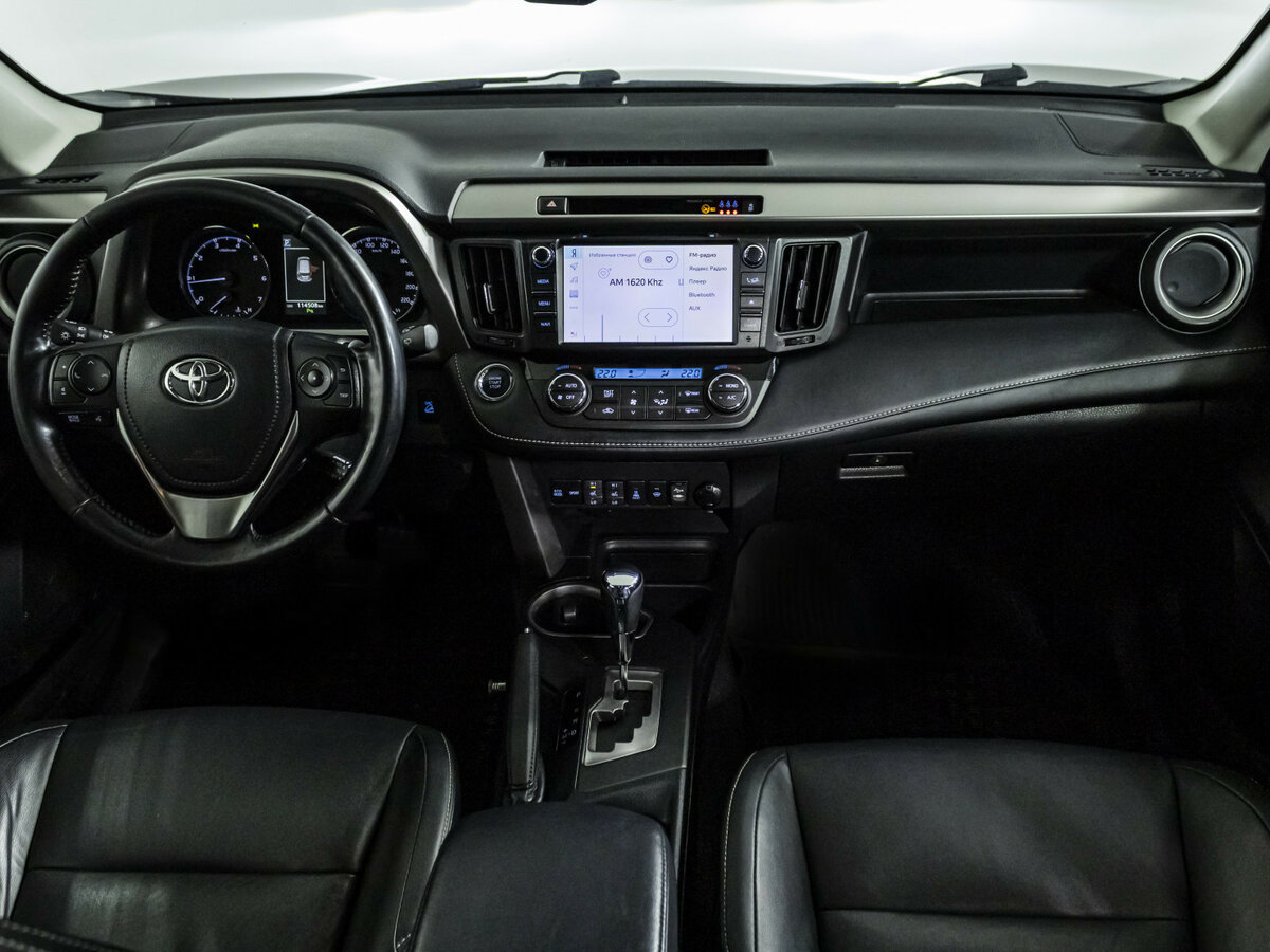 Toyota RAV4 б/у, 2017, Автоматическая. Фото: #9