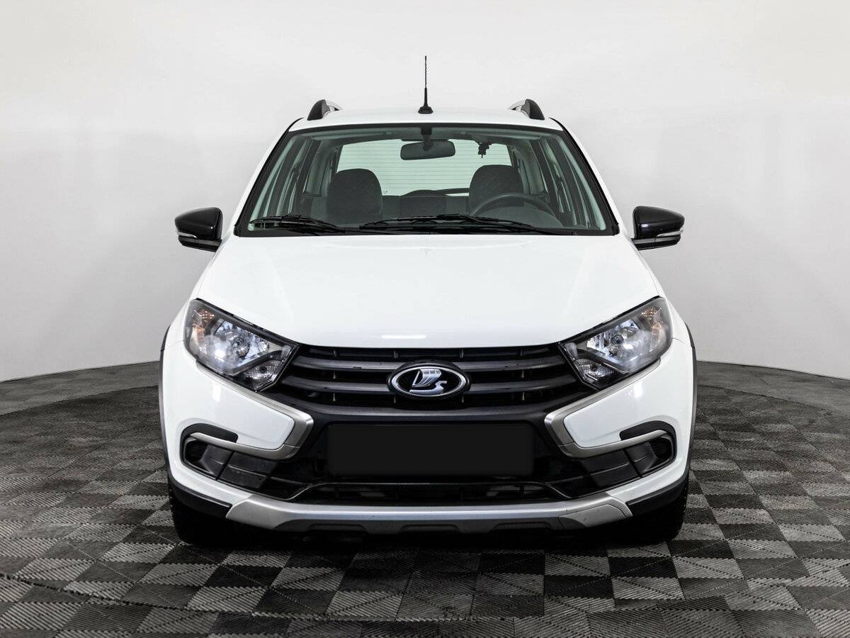 Lada (ВАЗ) Granta б/у, 2023, Механическая. Фото: #1
