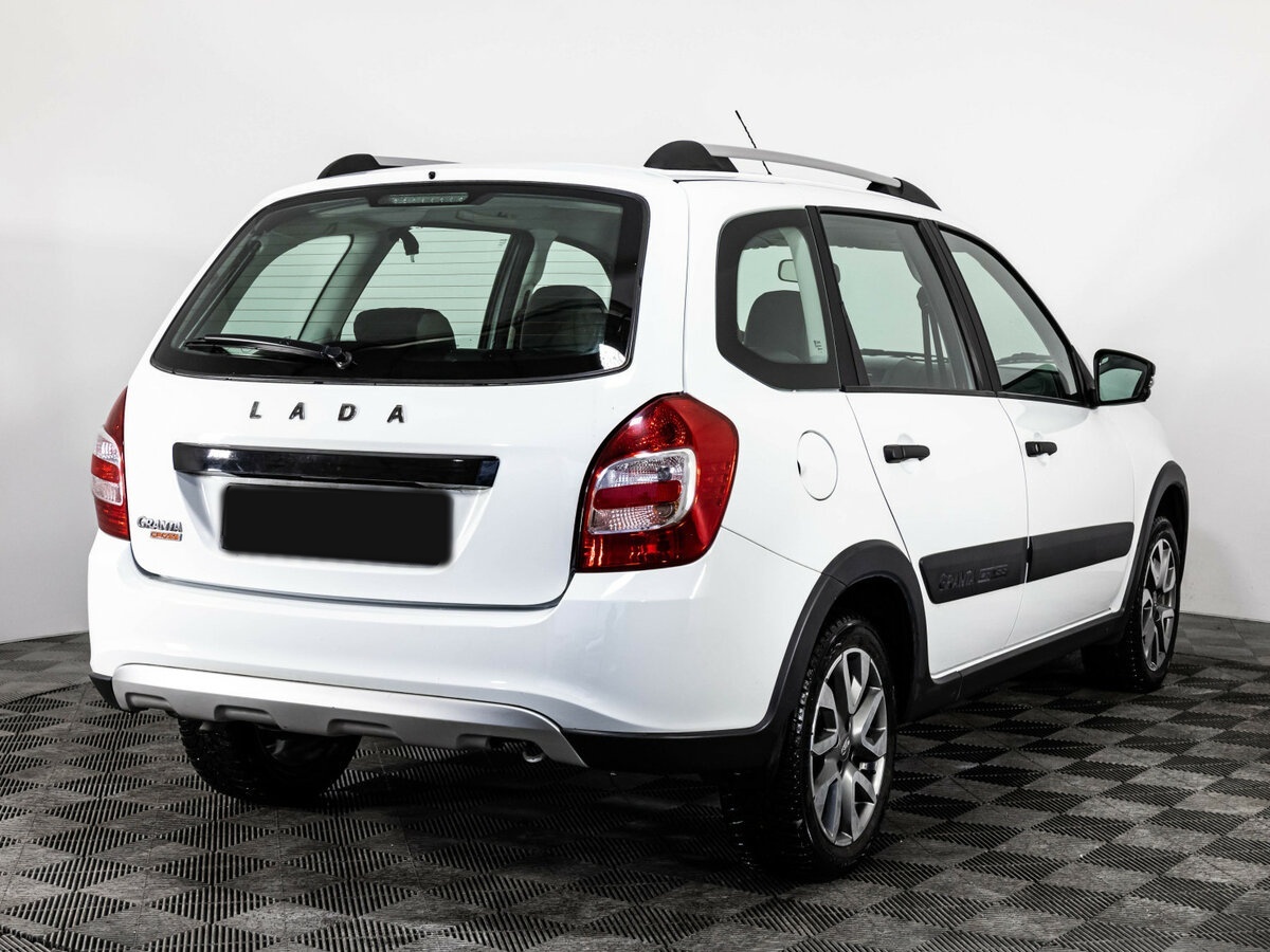 Lada (ВАЗ) Granta б/у, 2023, Механическая. Фото: #3