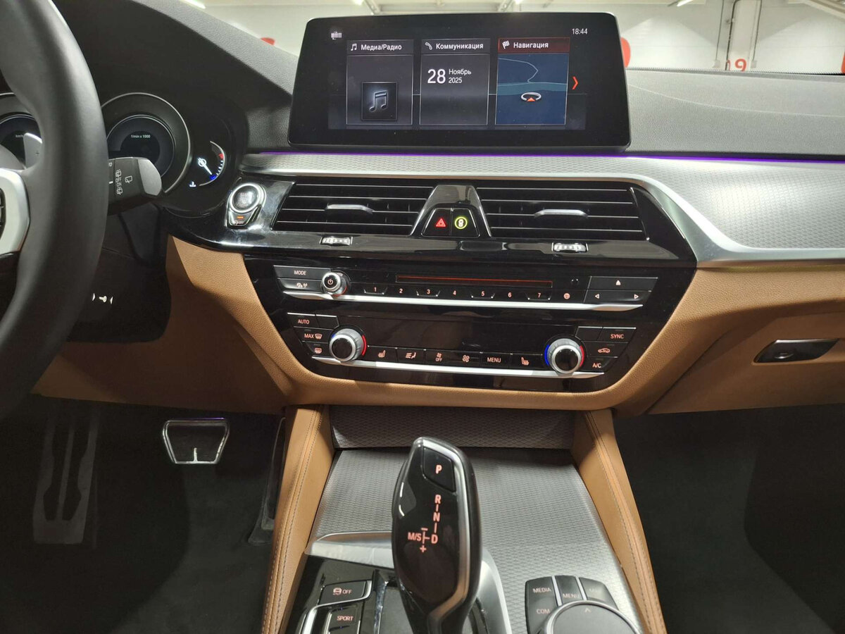 BMW 5 серии б/у, 2018, Автоматическая. Фото: #14