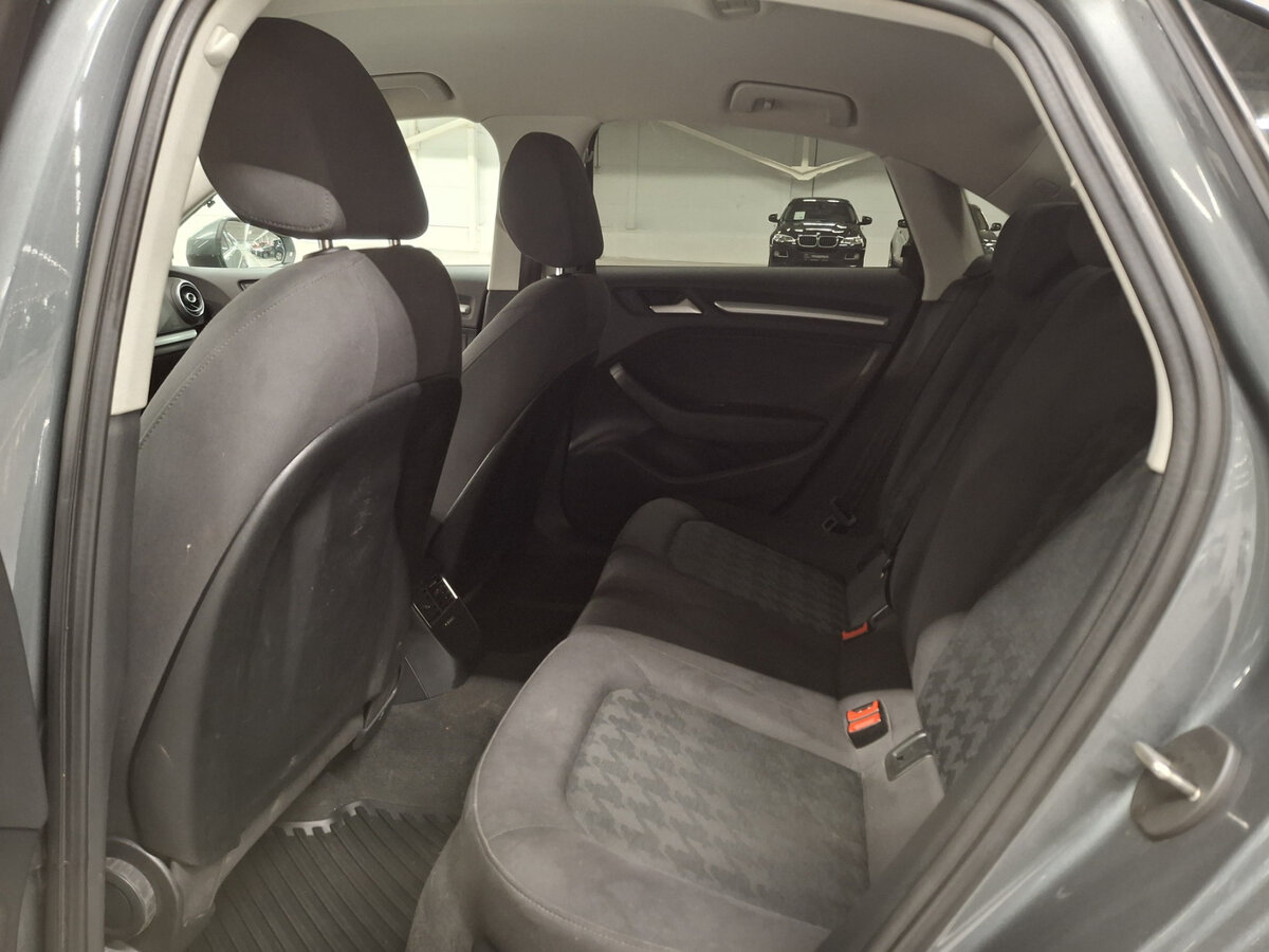 Audi A3 б/у, 2016, Роботизированная. Фото: #11