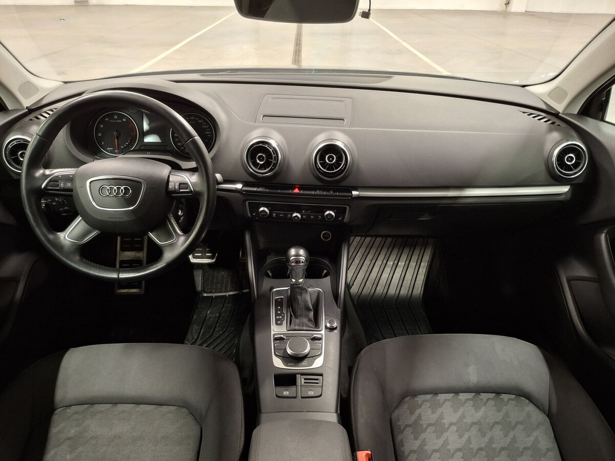 Audi A3 б/у, 2016, Роботизированная. Фото: #13
