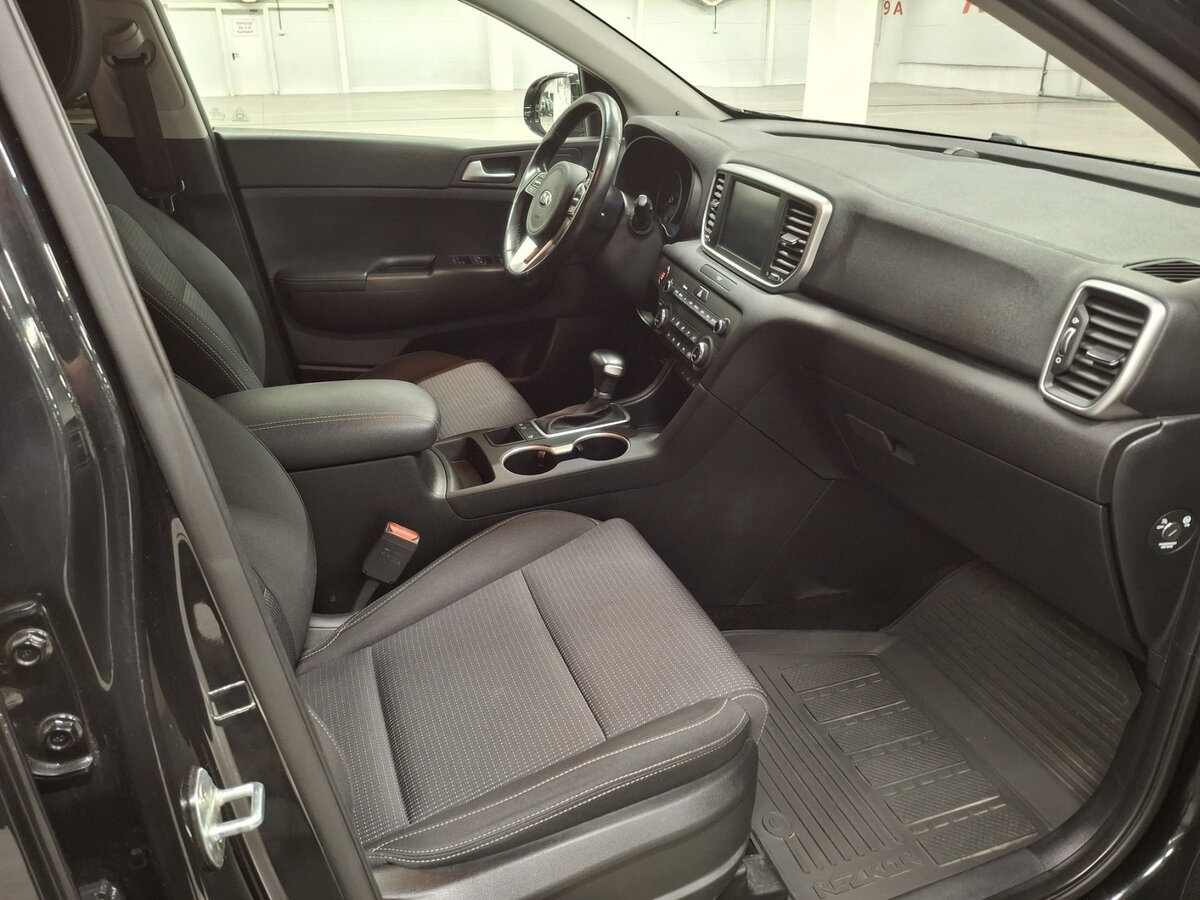 Kia Sportage б/у, 2020, Автоматическая. Фото: #10