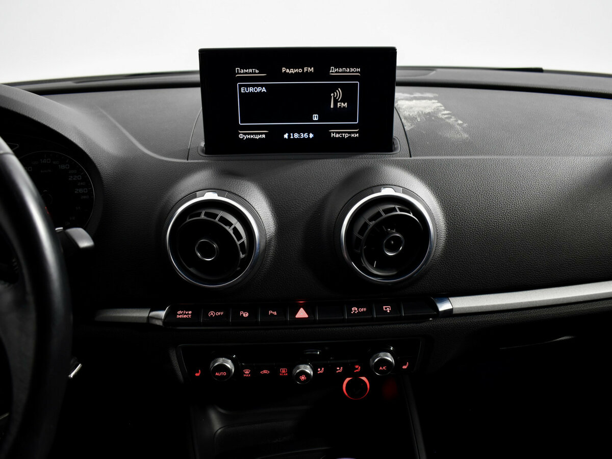 Audi A3 б/у, 2016, Роботизированная. Фото: #13