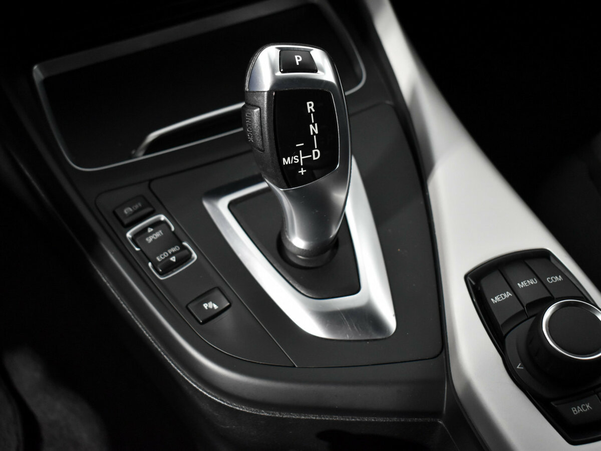 BMW 1 серии б/у, 2018, Автоматическая. Фото: #9