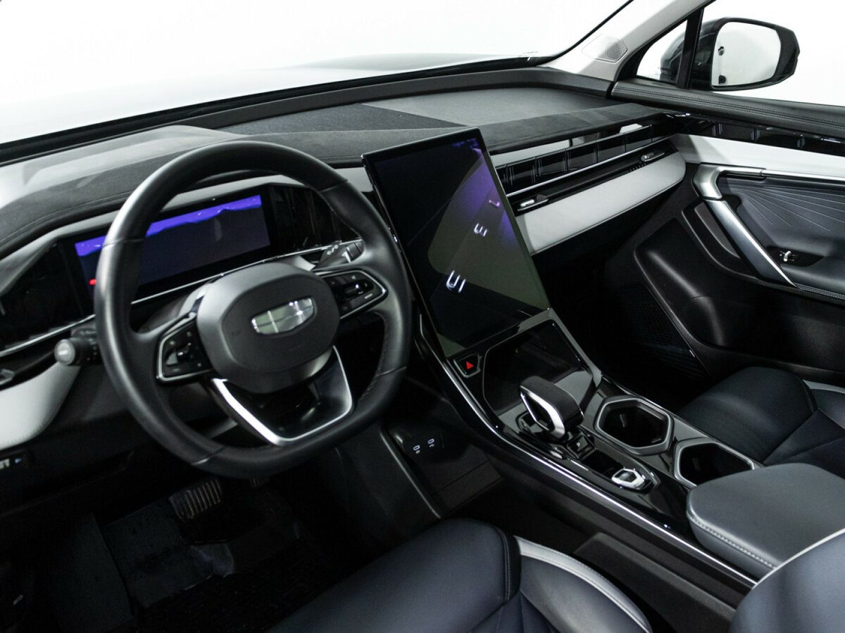 Geely Atlas б/у, 2023, Роботизированная. Фото: #8