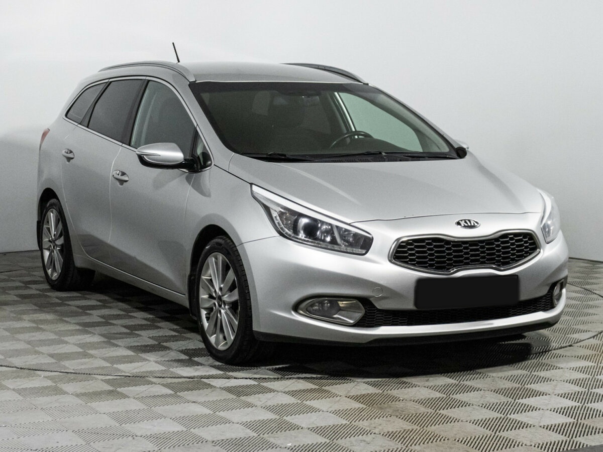 Kia Ceed б/у, 2015, Автоматическая. Фото: #2