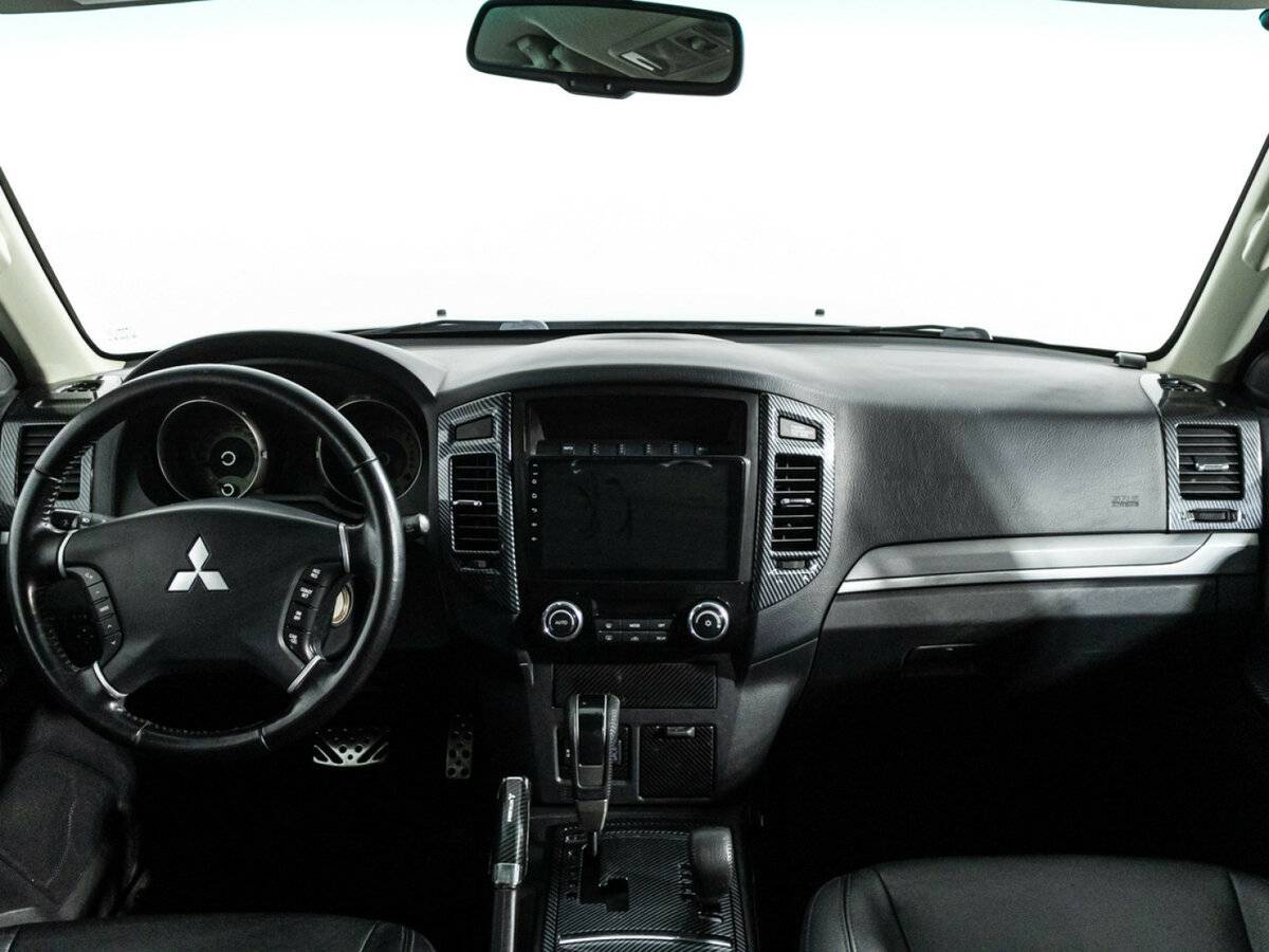 Mitsubishi Pajero б/у, 2015, Автоматическая. Фото: #10