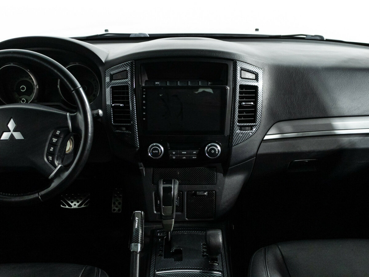 Mitsubishi Pajero б/у, 2015, Автоматическая. Фото: #11