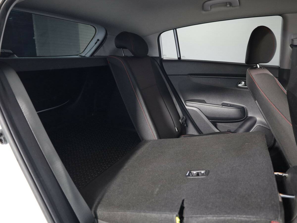 Kia Rio б/у, 2021, Автоматическая. Фото: #10