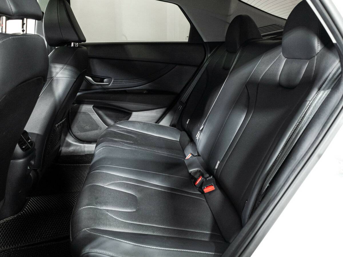 Hyundai Elantra б/у, 2023, Вариатор. Фото: #9