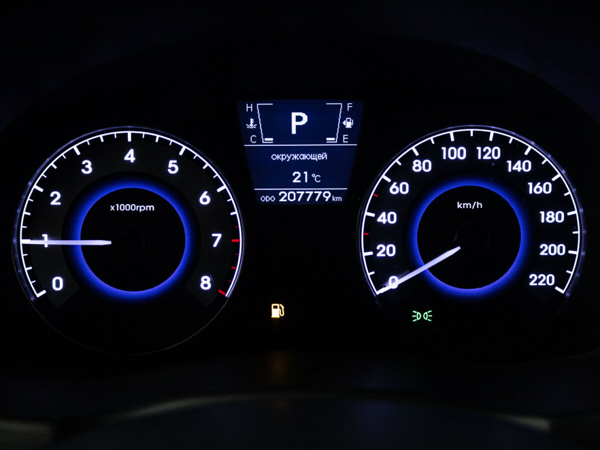 Hyundai Solaris б/у, 2012, Автоматическая. Фото: #11