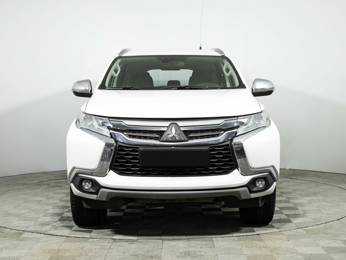 Mitsubishi Pajero Sport б/у, 2018, Автоматическая. Фото: #1
