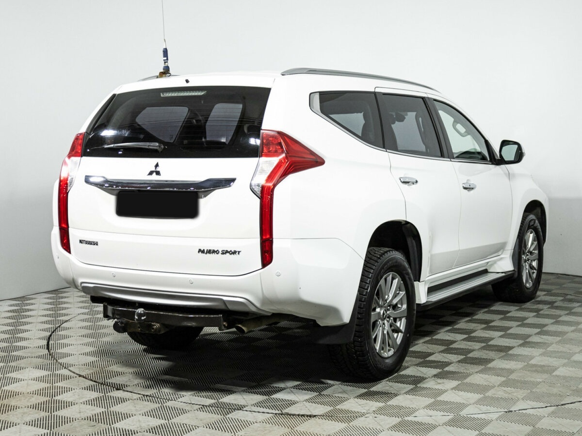 Mitsubishi Pajero Sport б/у, 2018, Автоматическая. Фото: #3