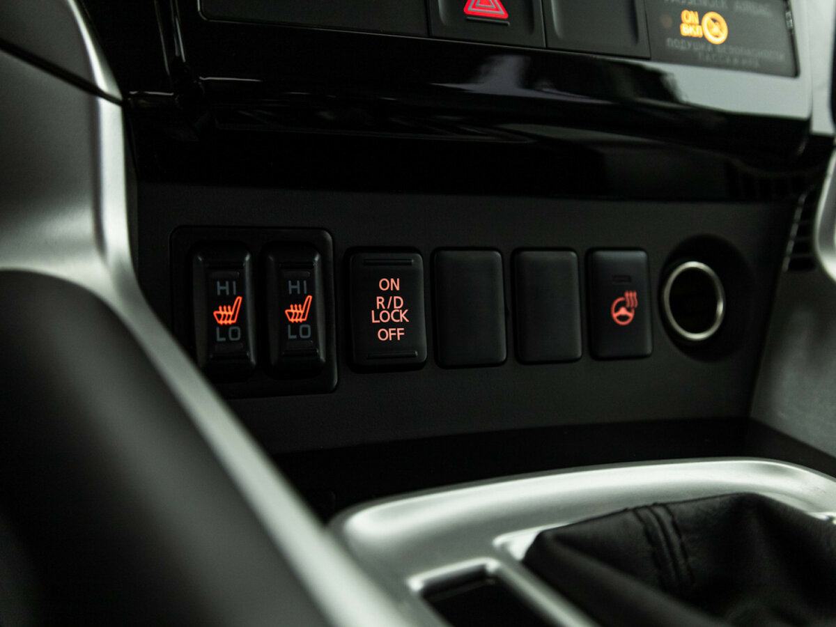 Mitsubishi Pajero Sport б/у, 2018, Автоматическая. Фото: #14