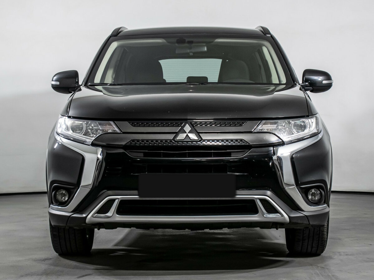 Mitsubishi Outlander б/у, 2022, Вариатор. Фото: #1