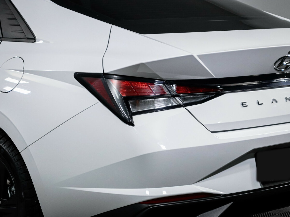 Hyundai Elantra б/у, 2023, Вариатор. Фото: #16