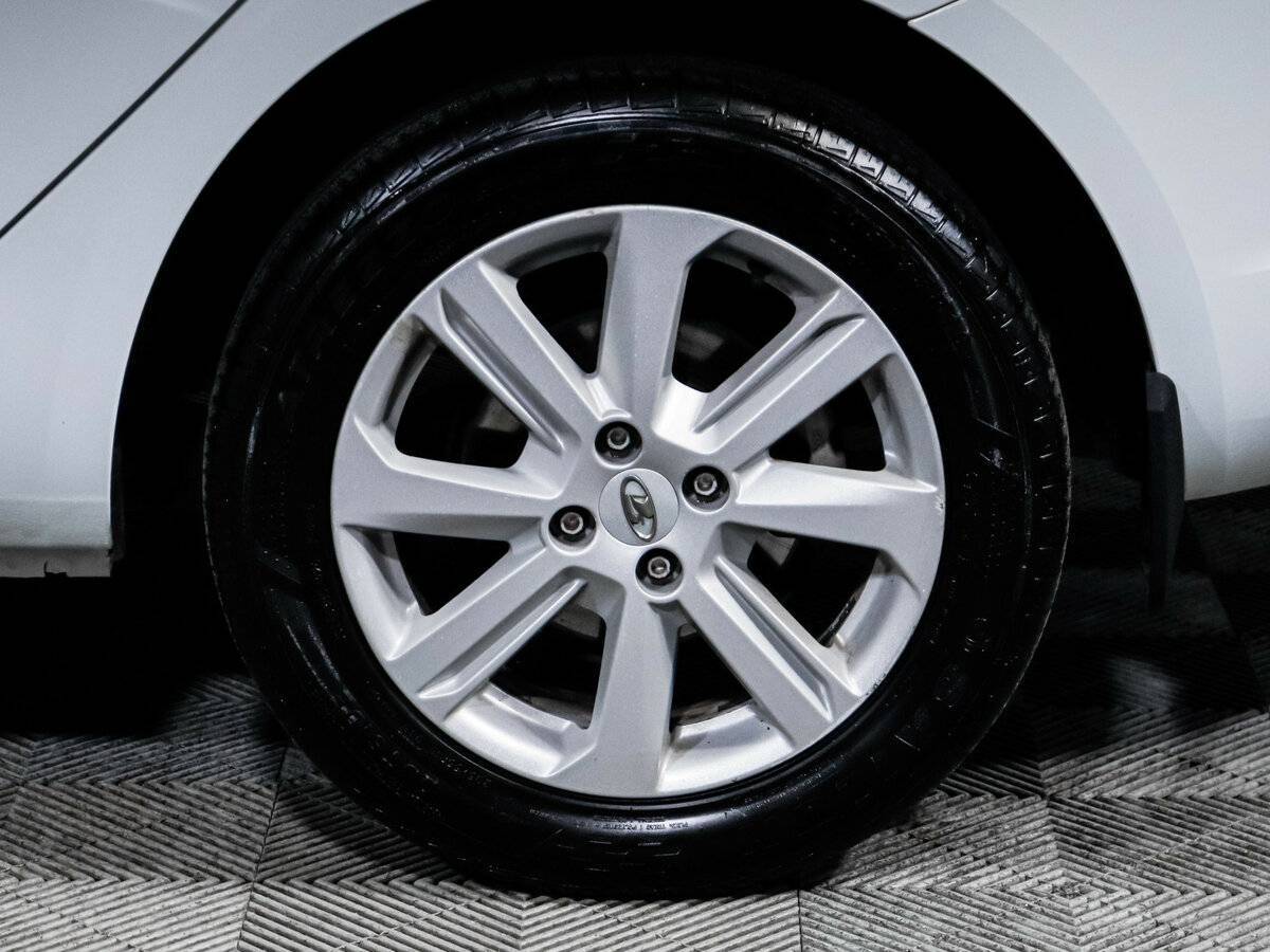 Lada (ВАЗ) Vesta б/у, 2023, Механическая. Фото: #11