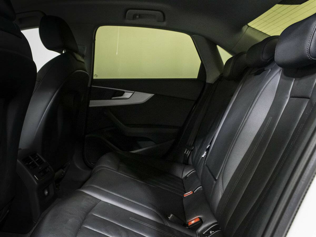 Audi A4 б/у, 2018, Роботизированная. Фото: #8