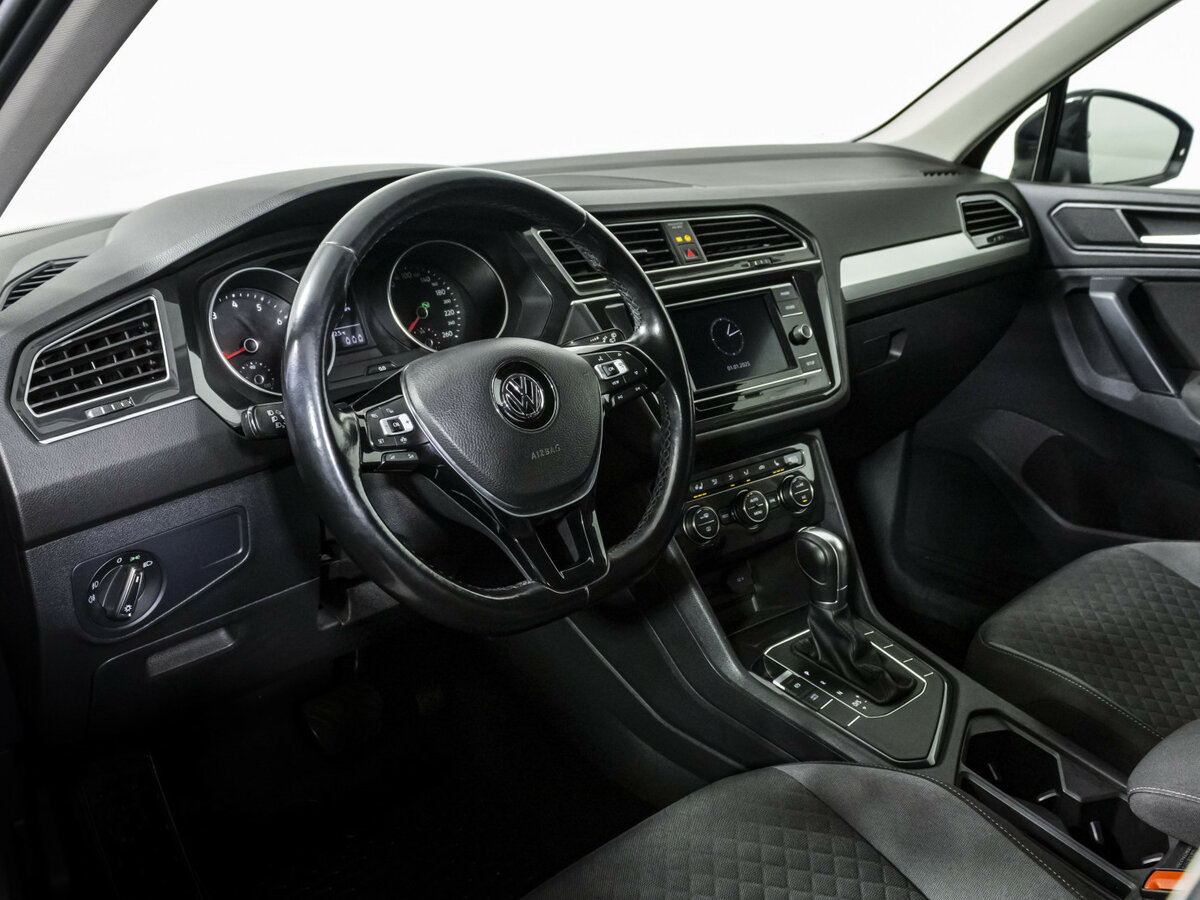 Volkswagen Tiguan б/у, 2018, Роботизированная. Фото: #5