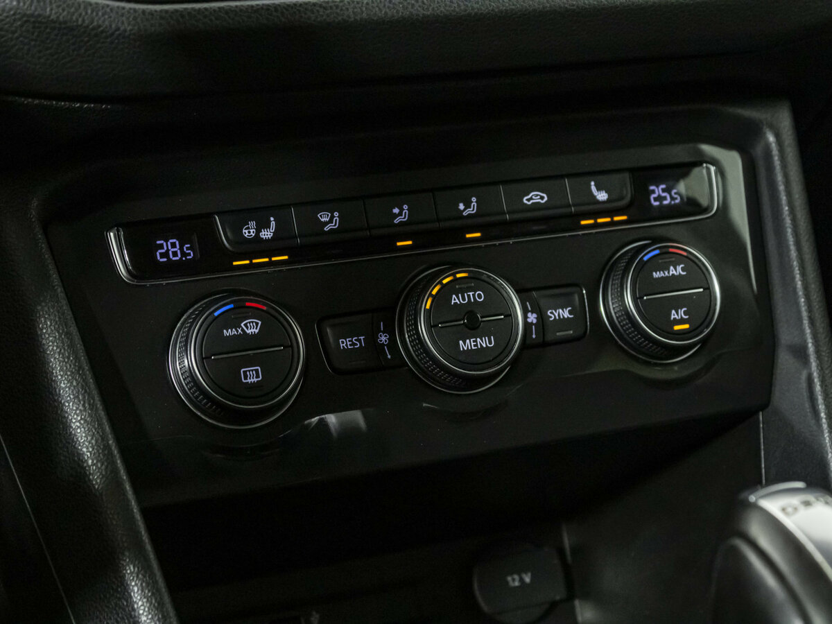 Volkswagen Tiguan б/у, 2018, Роботизированная. Фото: #10