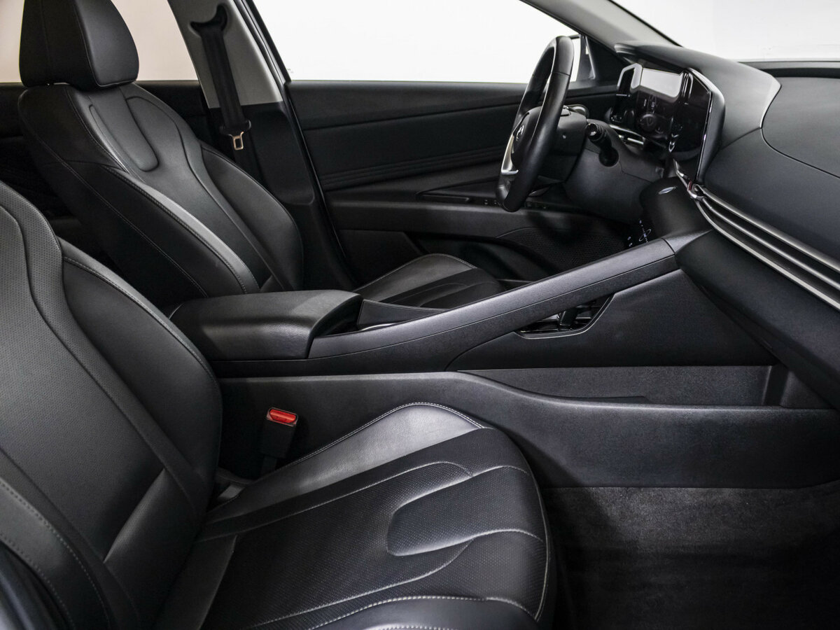 Hyundai Elantra б/у, 2021, Вариатор. Фото: #7
