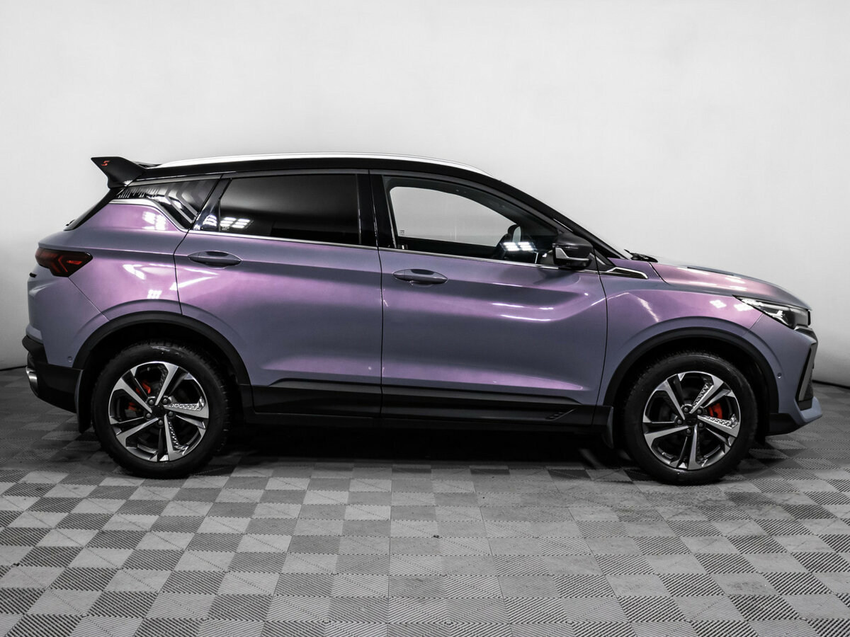 Geely Coolray б/у, 2024, Роботизированная. Фото: #3