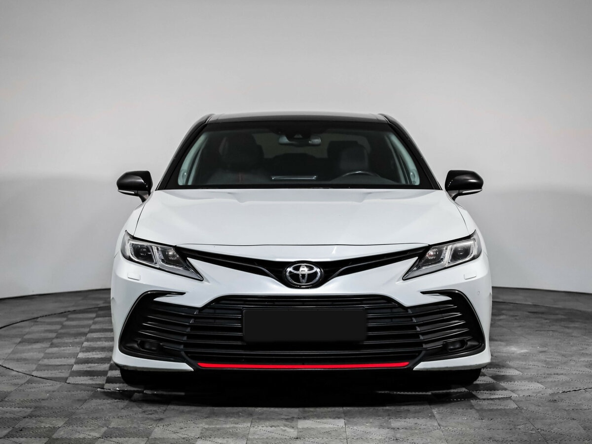 Toyota Camry б/у, 2021, Автоматическая. Фото: #1
