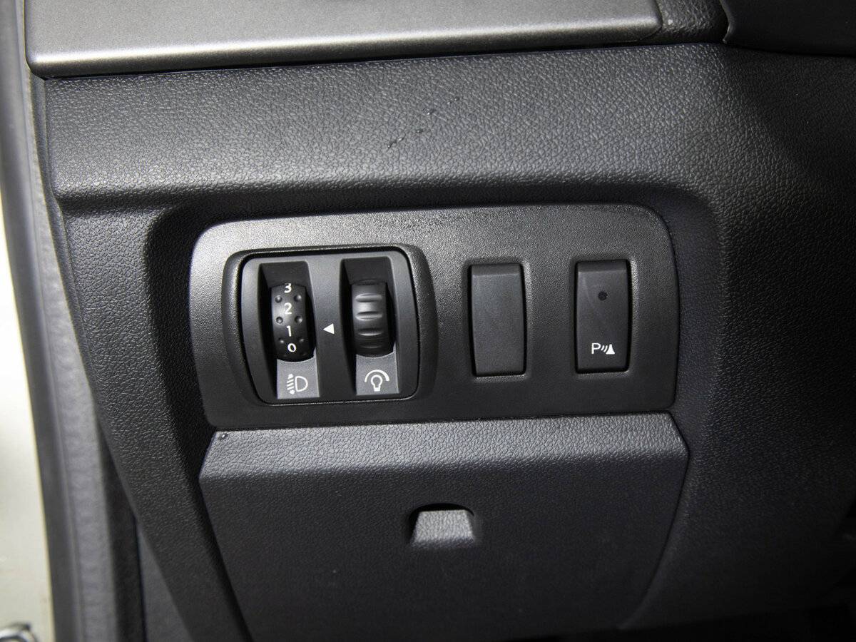 Renault Fluence б/у, 2014, Вариатор. Фото: #10