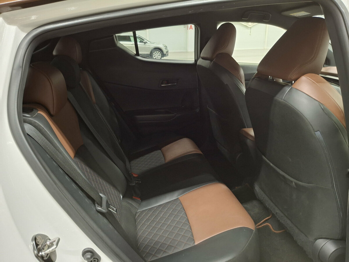 Toyota C-HR б/у, 2019, Вариатор. Фото: #11