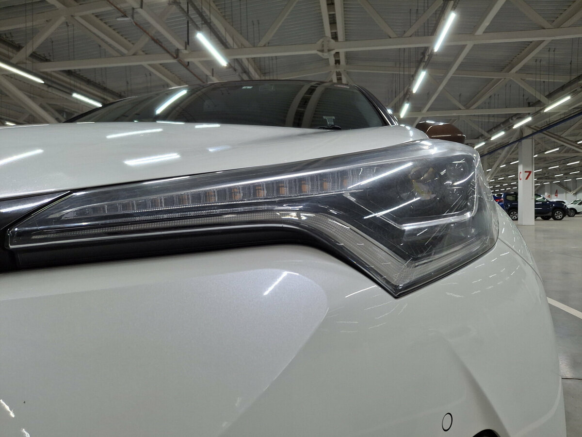 Toyota C-HR б/у, 2019, Вариатор. Фото: #16