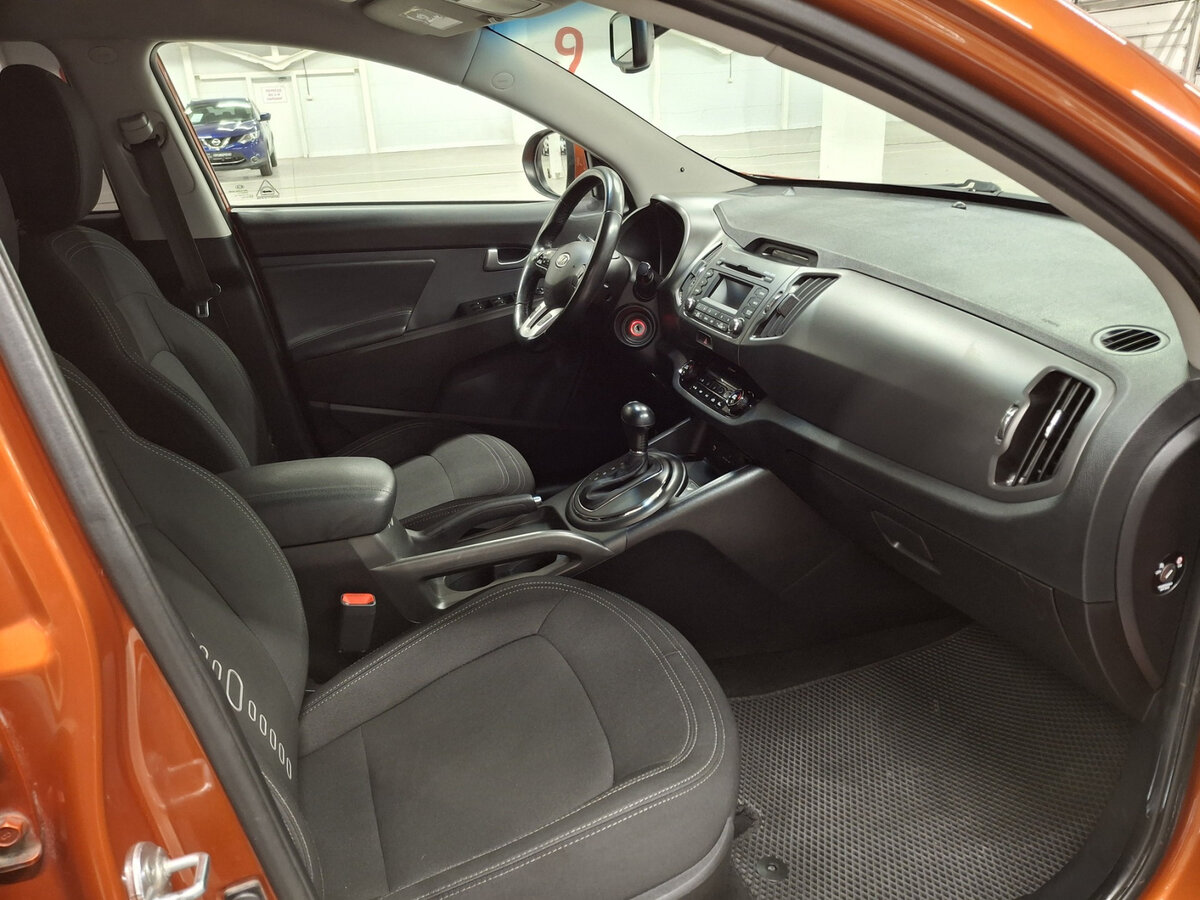 Kia Sportage б/у, 2012, Автоматическая. Фото: #10