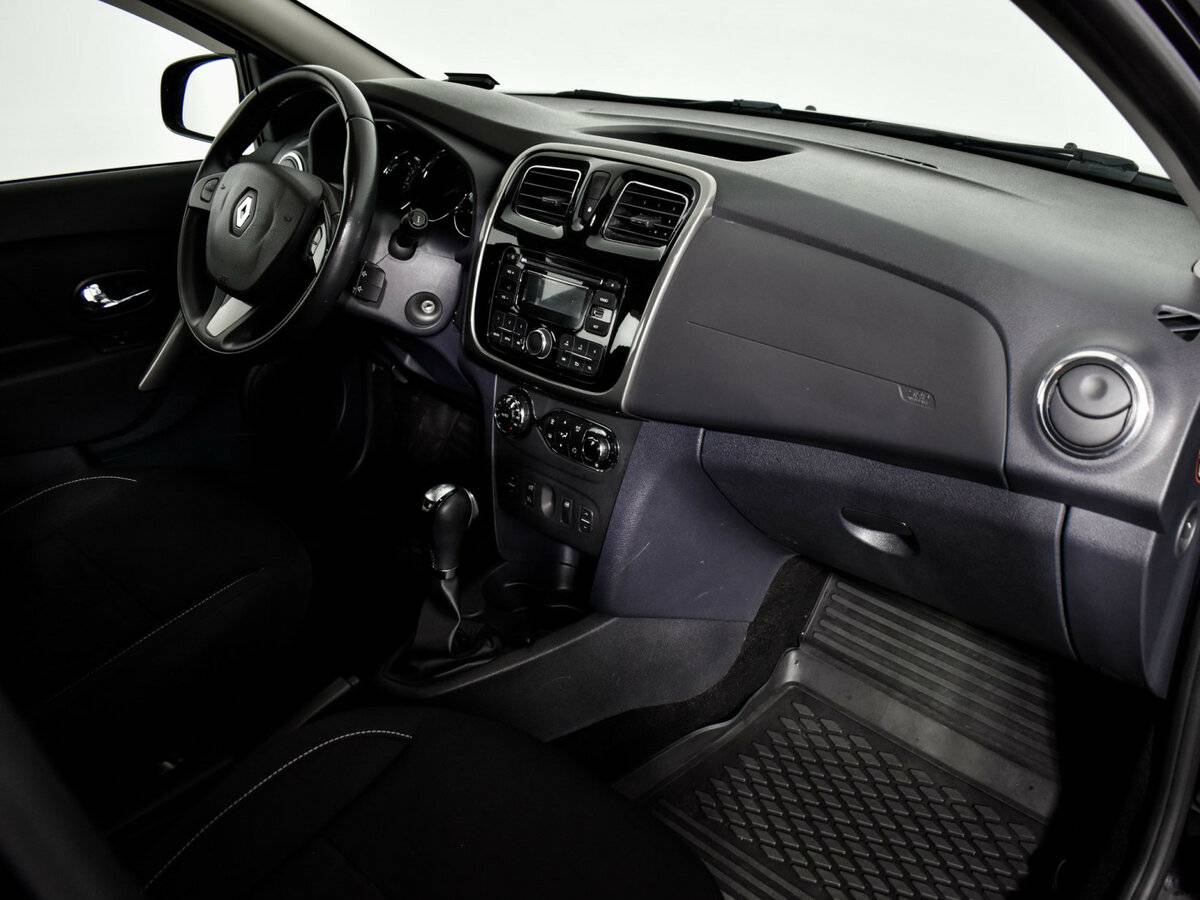 Renault Sandero б/у, 2016, Автоматическая. Фото: #12