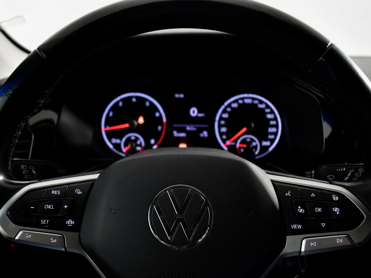 Volkswagen Polo б/у, 2020, Механическая. Фото: #13