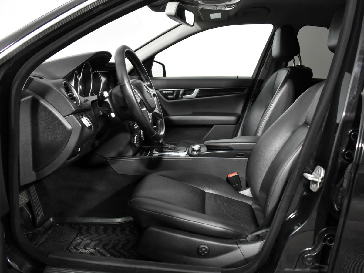 Mercedes-Benz C-Класс б/у, 2012, Автоматическая. Фото: #10