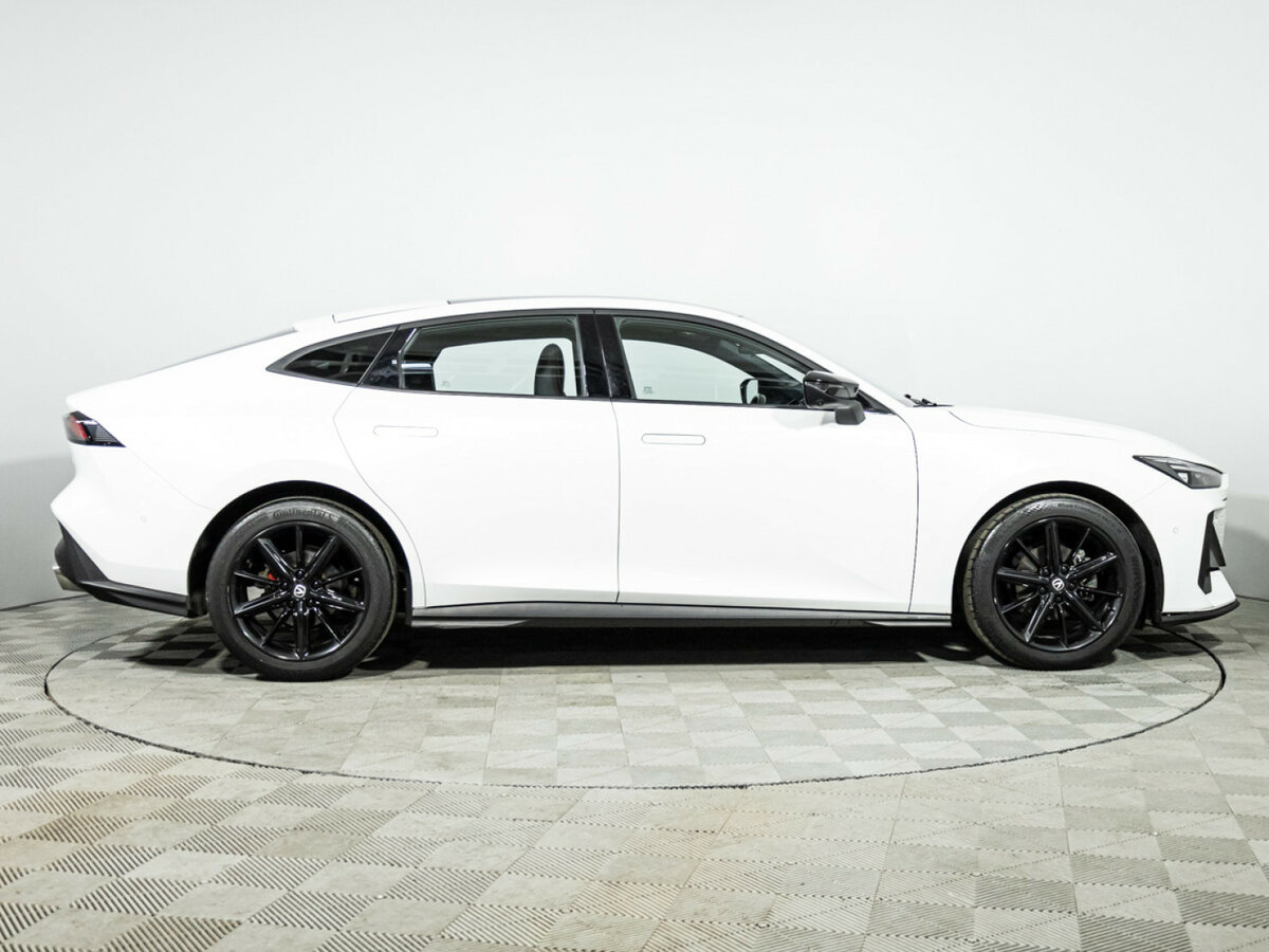 Changan UNI-V б/у, 2024, Роботизированная. Фото: #3