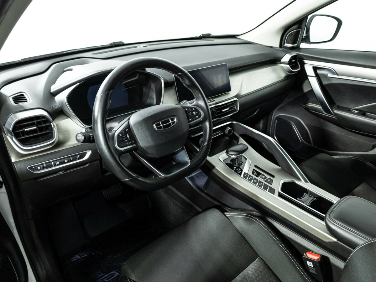 Geely Coolray б/у, 2023, Роботизированная. Фото: #10