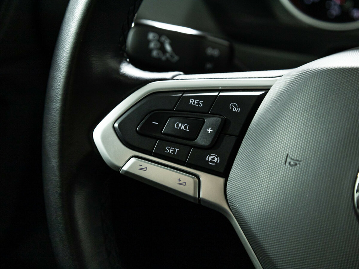 Volkswagen Tiguan б/у, 2021, Роботизированная. Фото: #17