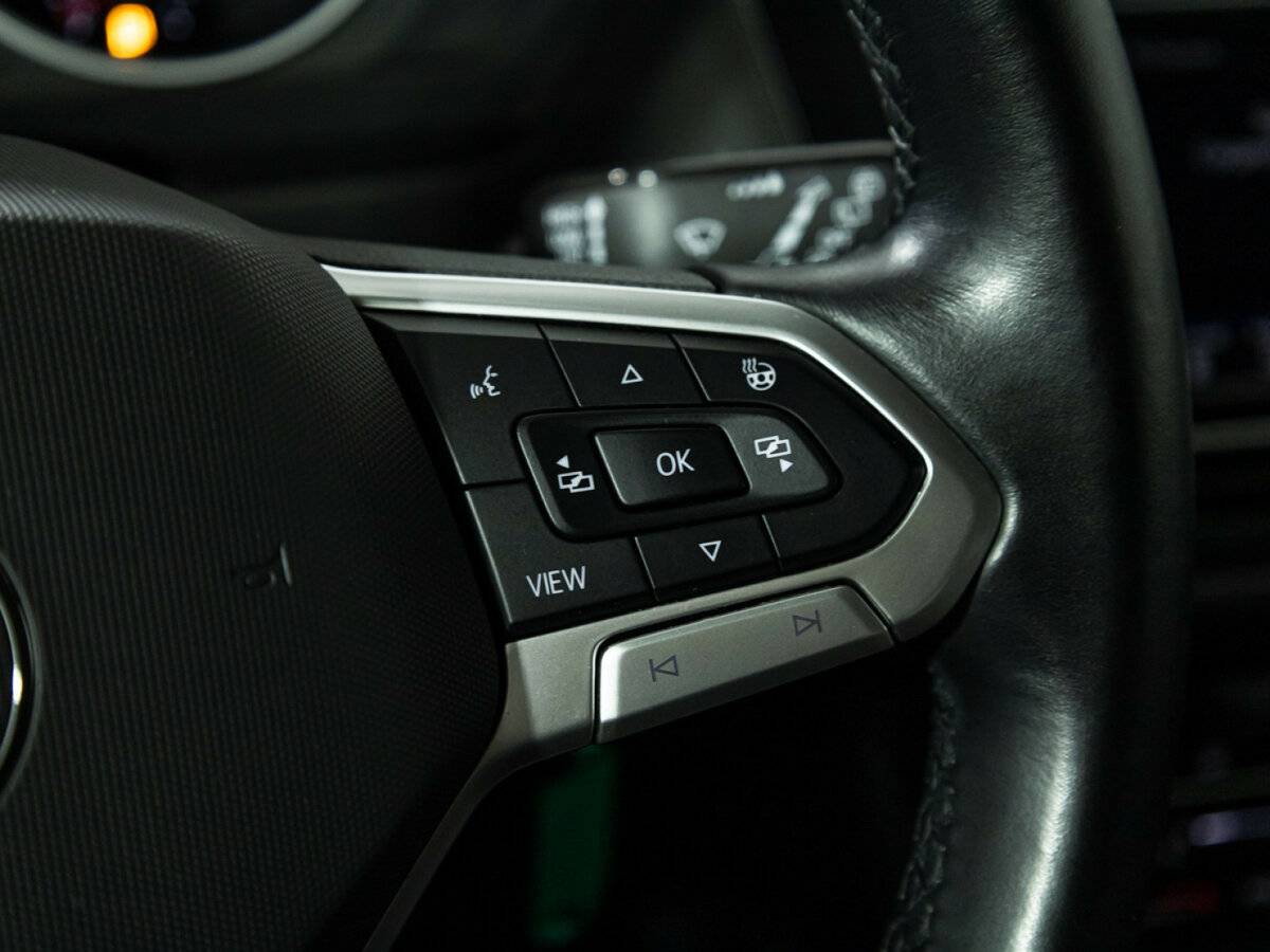 Volkswagen Tiguan б/у, 2021, Роботизированная. Фото: #18