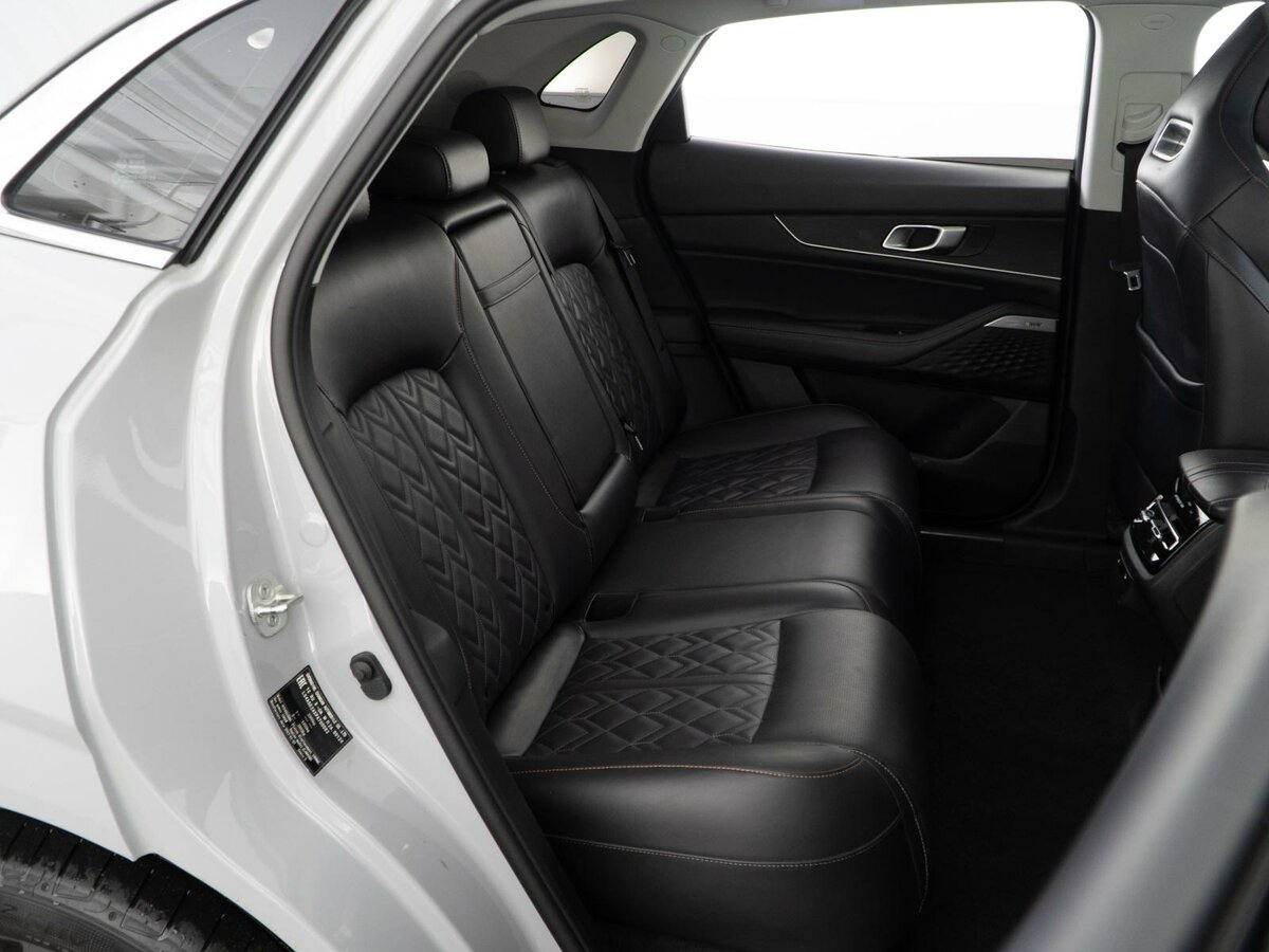 Changan UNI-K б/у, 2023, Автоматическая. Фото: #5