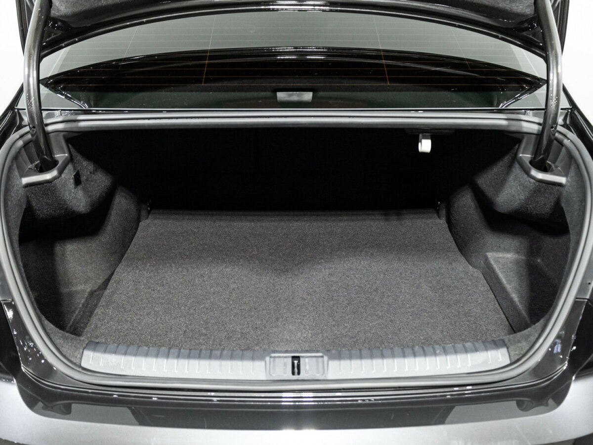 Volkswagen Passat б/у, 2021, Роботизированная. Фото: #19