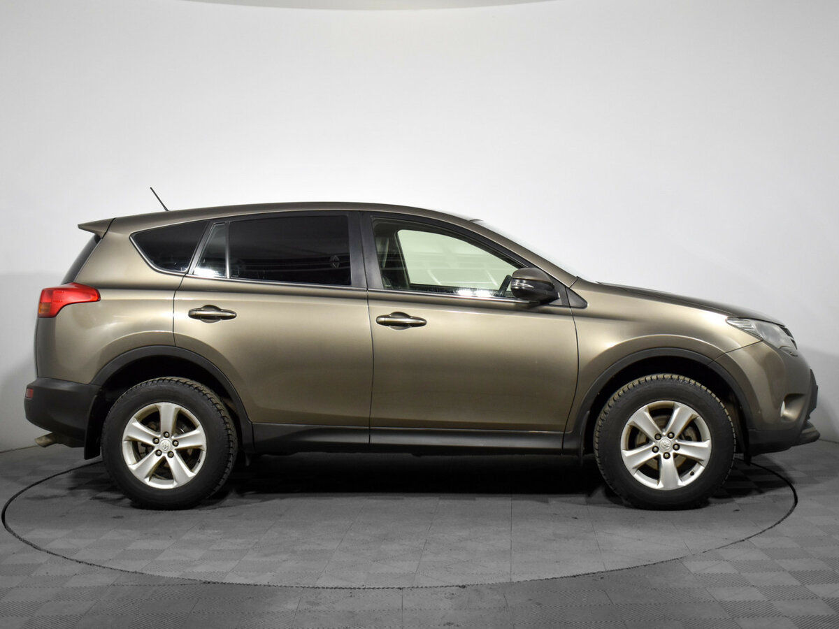 Toyota RAV4 б/у, 2013, Автоматическая. Фото: #3