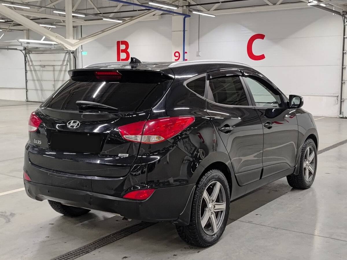 Hyundai ix35 б/у, 2015, Автоматическая. Фото: #4