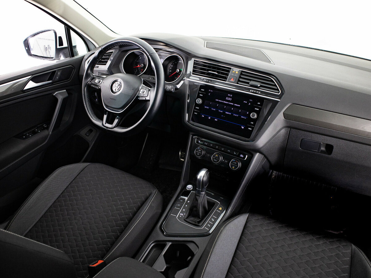 Volkswagen Tiguan б/у, 2018, Роботизированная. Фото: #13