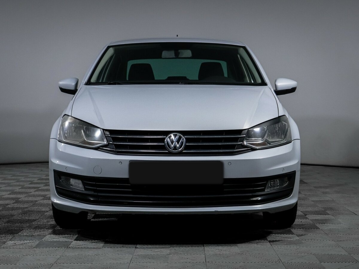 Volkswagen Polo б/у, 2019, Автоматическая. Фото: #1