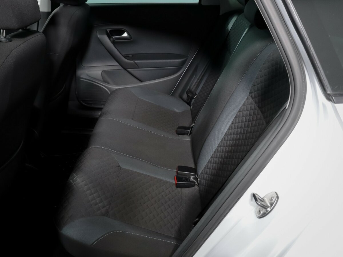 Volkswagen Polo б/у, 2019, Автоматическая. Фото: #7