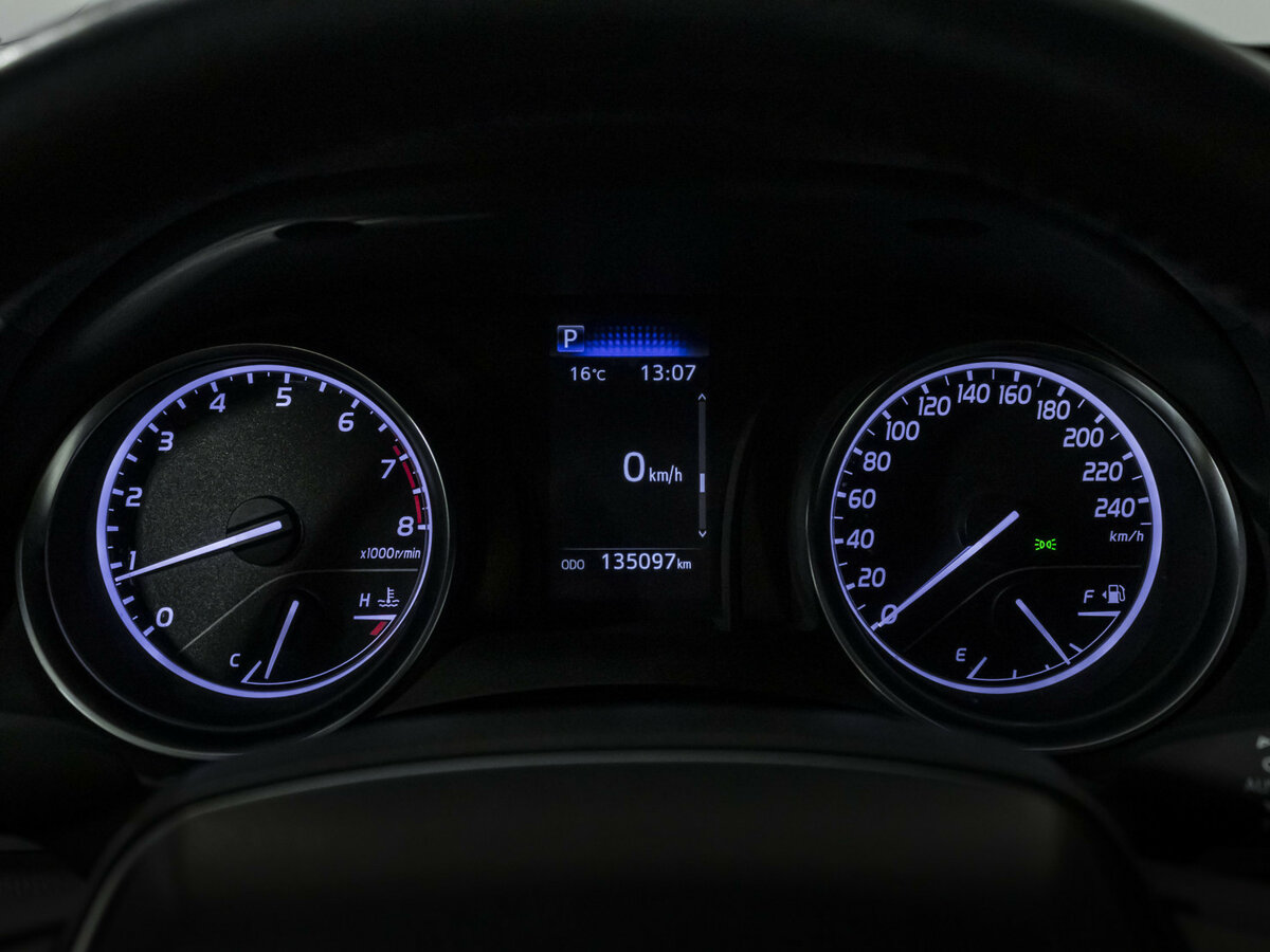 Toyota Camry б/у, 2021, Автоматическая. Фото: #10