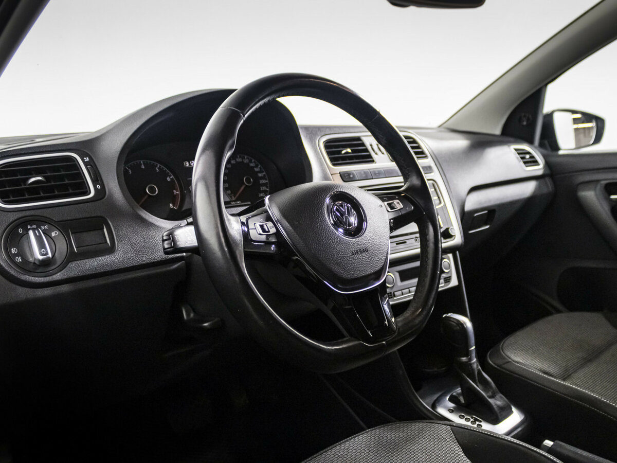 Volkswagen Polo б/у, 2018, Роботизированная. Фото: #10