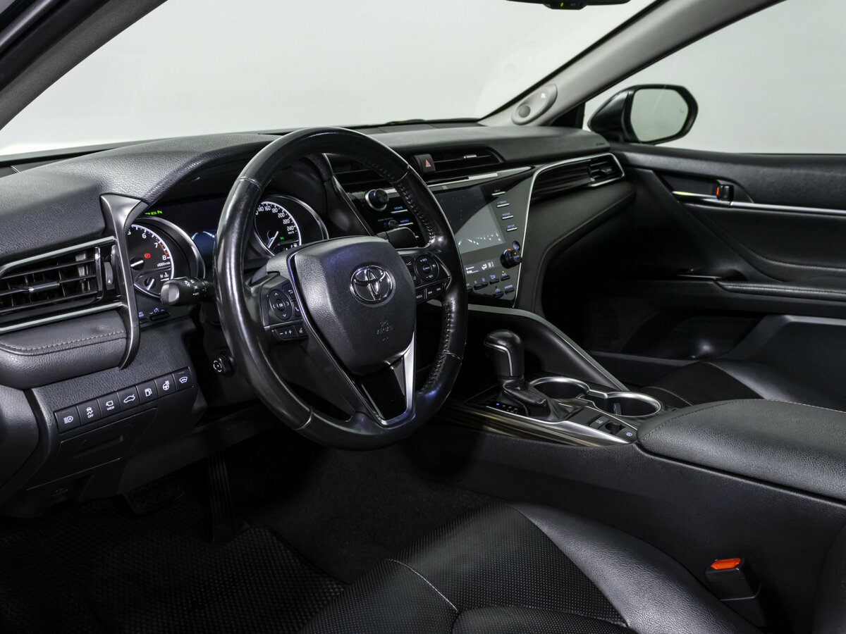 Toyota Camry б/у, 2018, Автоматическая. Фото: #7